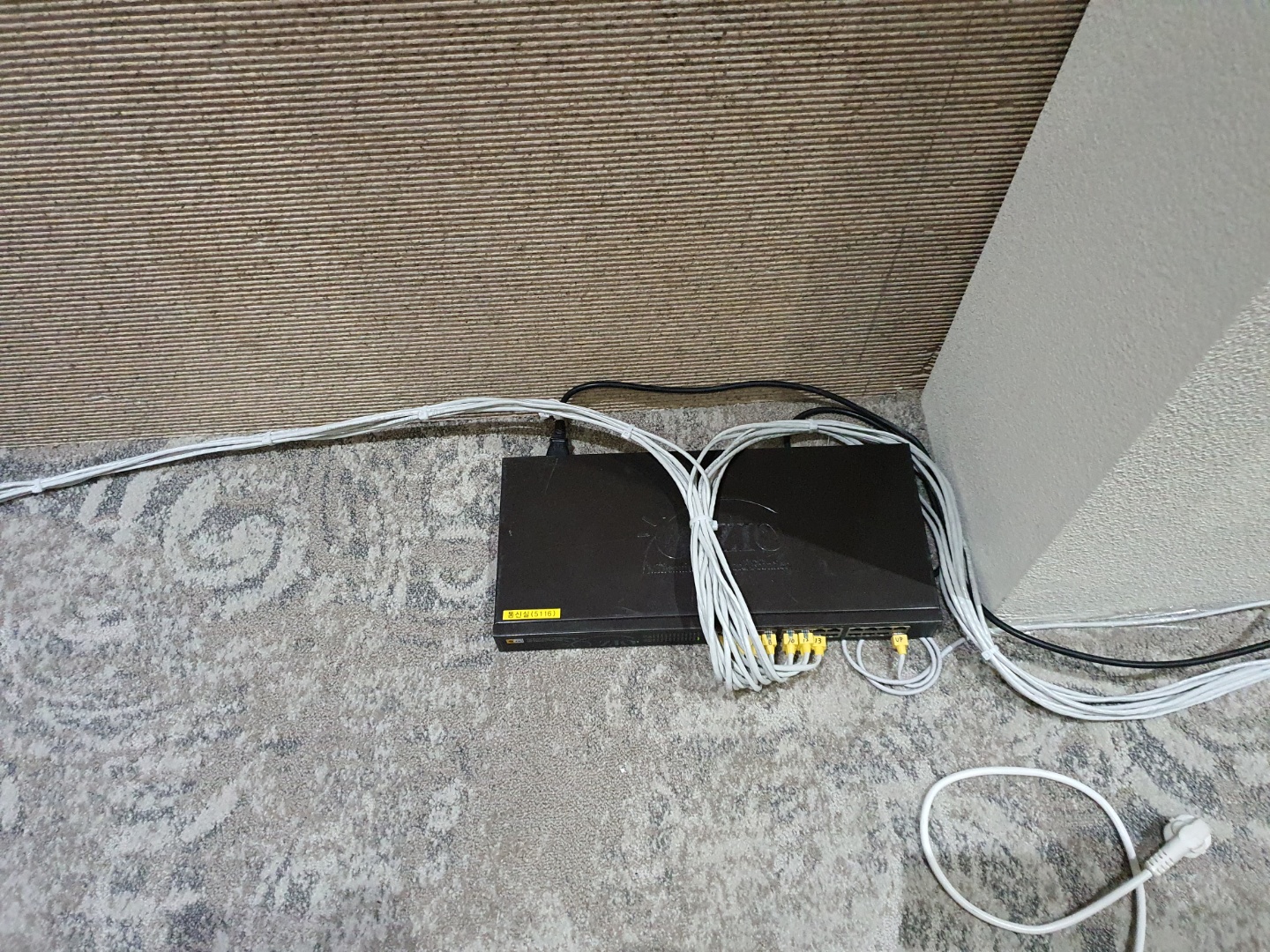 설치 잘 받았습니다