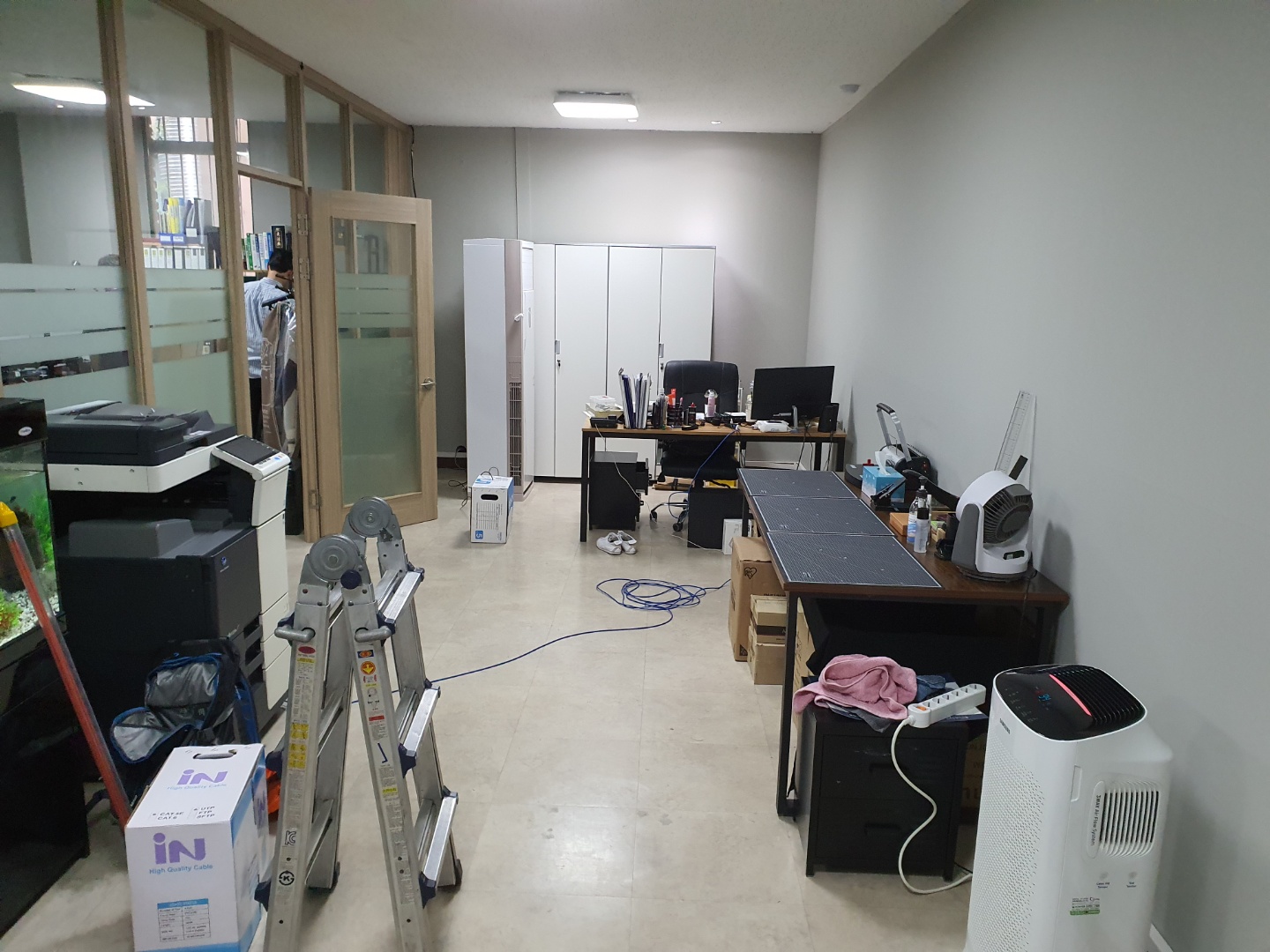 역삼동 신규사무실랜공사 고민하지마시고 연락주세요