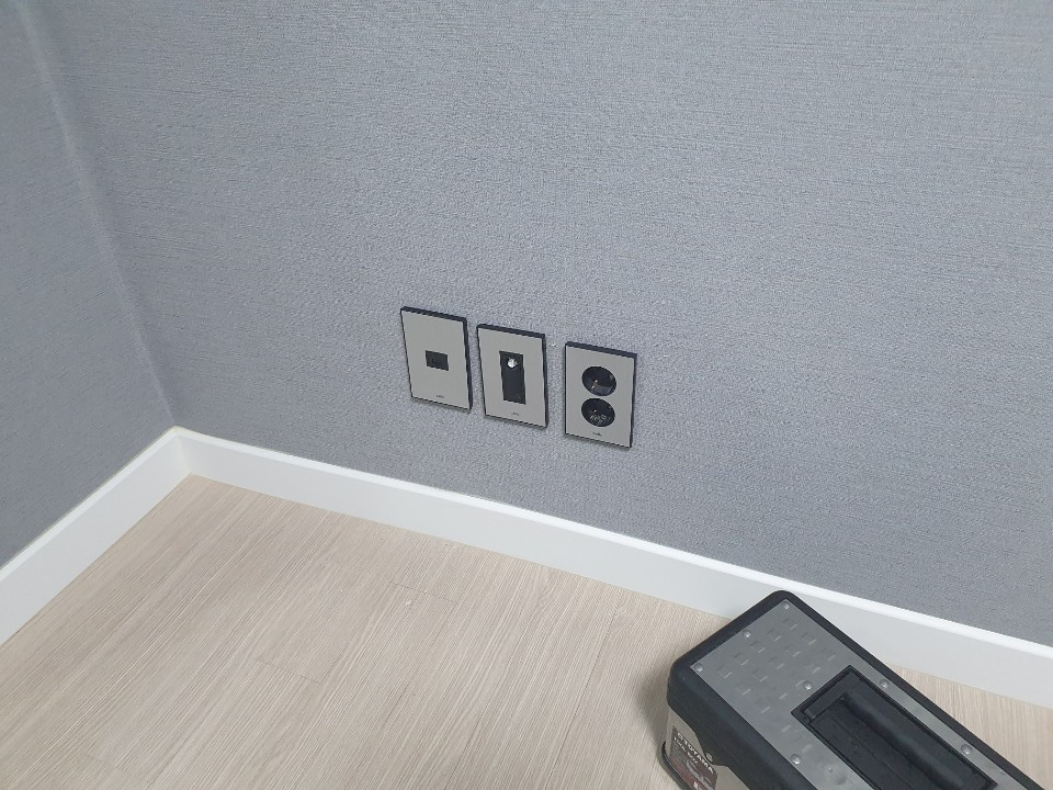 부산 남구 용호동 전화선을 랜선으로 교체작업
